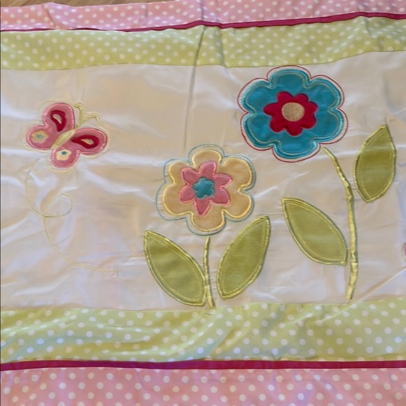 unbranded Other - Floral and Butterfly Embroidered girls pillowcase